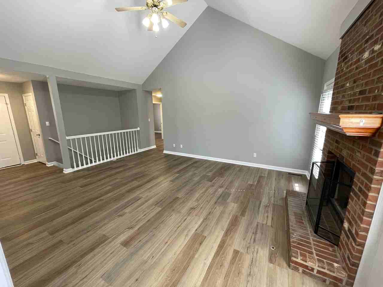 197 Woodfield Cir - Photo 3 of 30