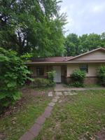 featured image of 300 N Hartford Ave