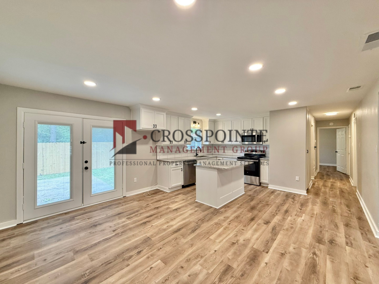 2320 Sarasota Dr - Photo 6 of 24