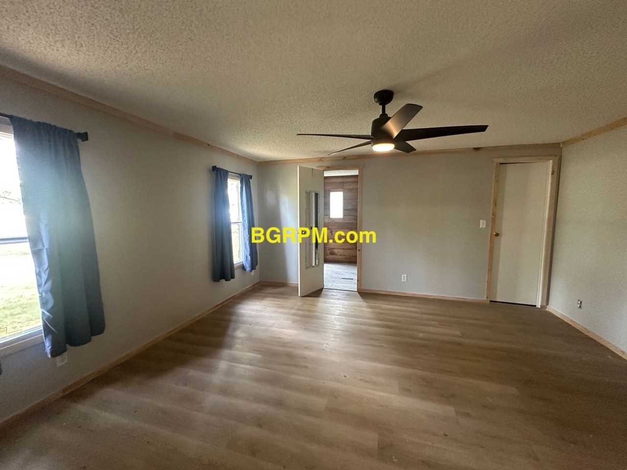 5100 Highway 15 N - Photo 5 of 9