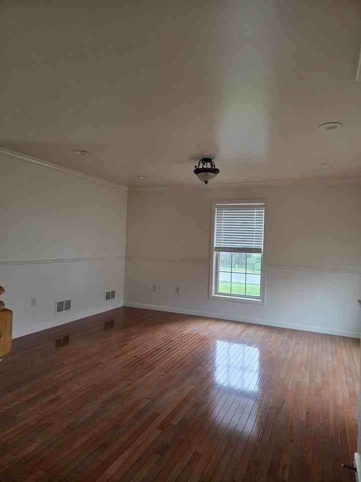 110 Smith Rd - Photo 3 of 20