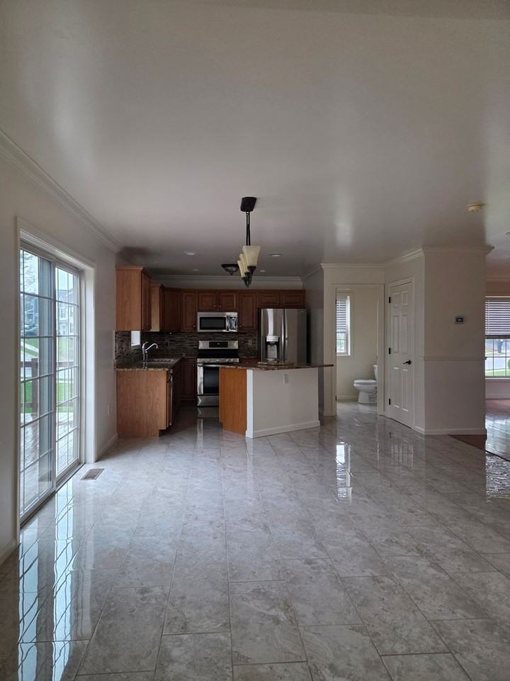 110 Smith Rd - Photo 6 of 20