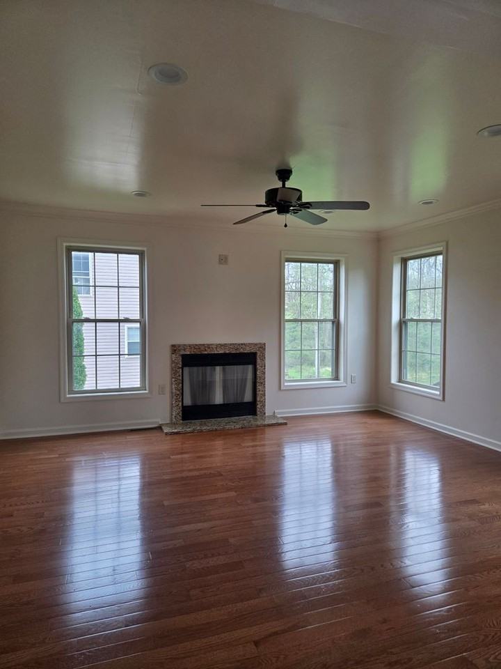 110 Smith Rd - Photo 7 of 20