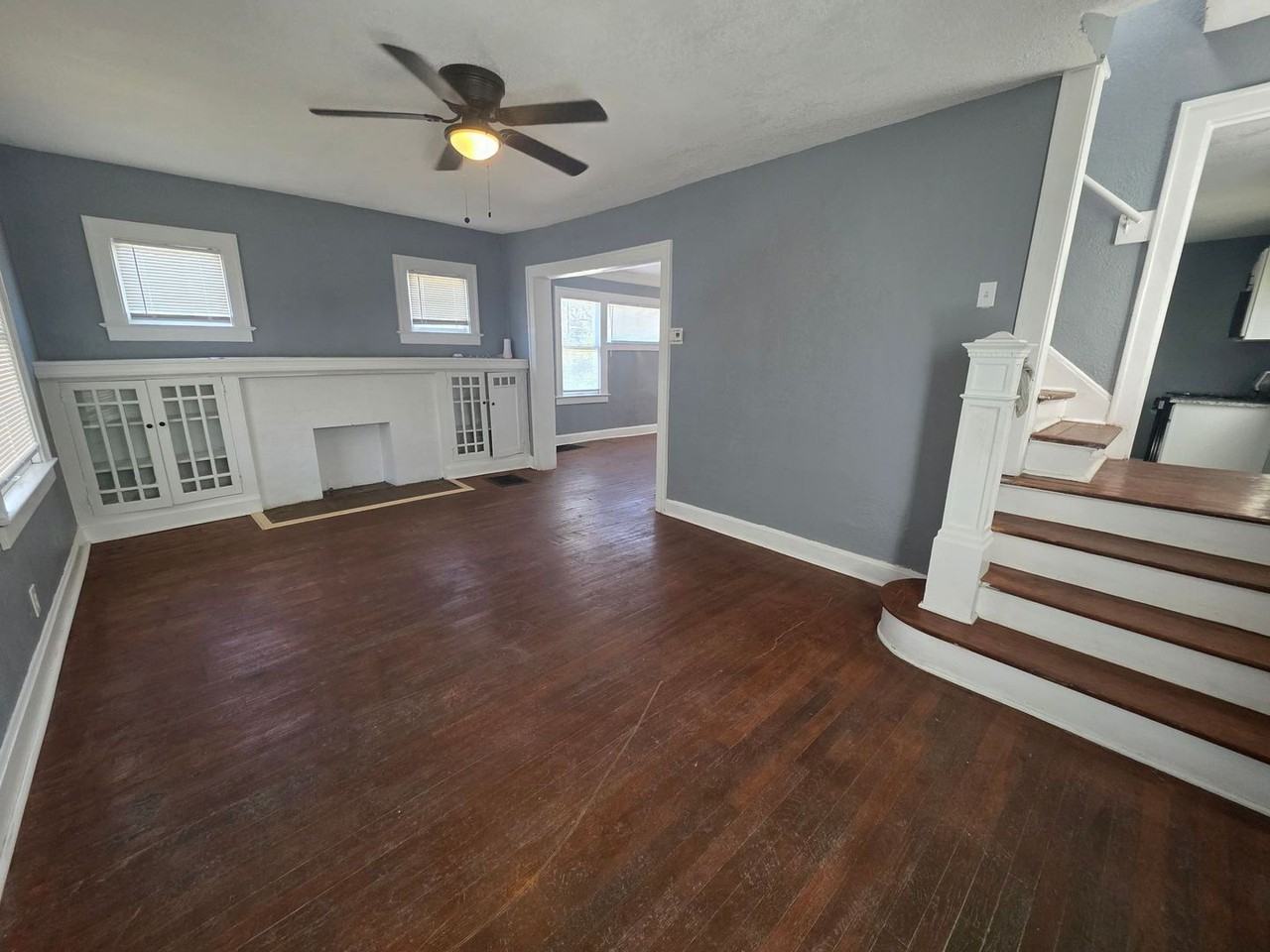 3701 Indiana Ave - Photo 2 of 18