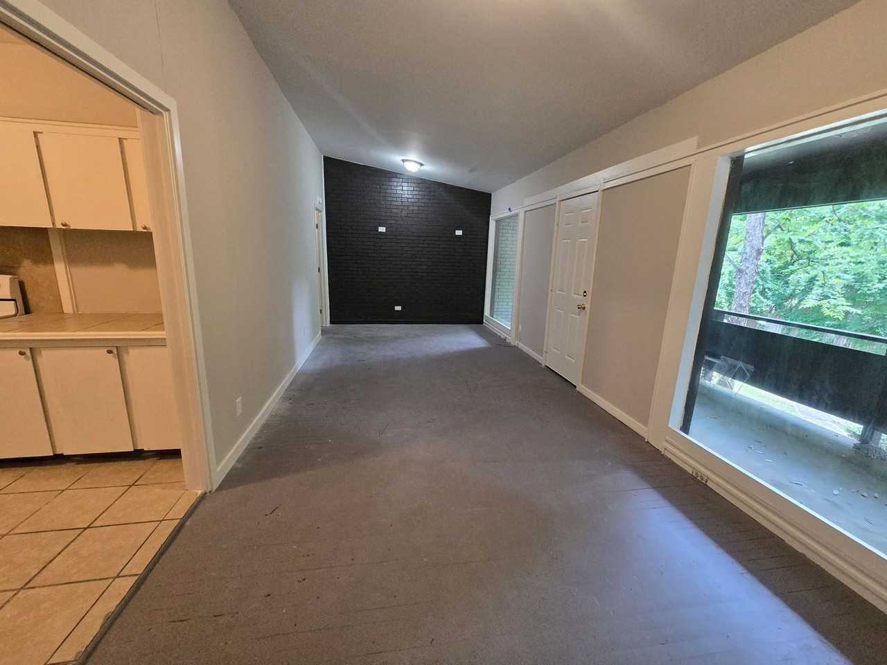 The Rosa Apartments - Photo 5 of 37