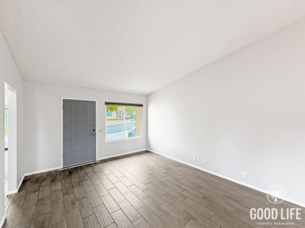 449 Chestnut Ave - Photo 6 of 26