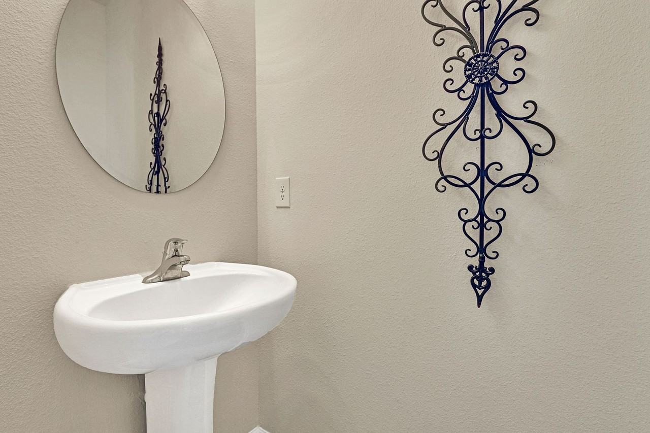 197 Whispering Brook Dr - Photo 3 of 16