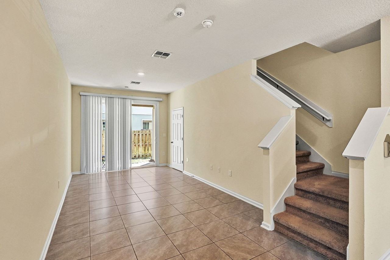 197 Whispering Brook Dr - Photo 5 of 16