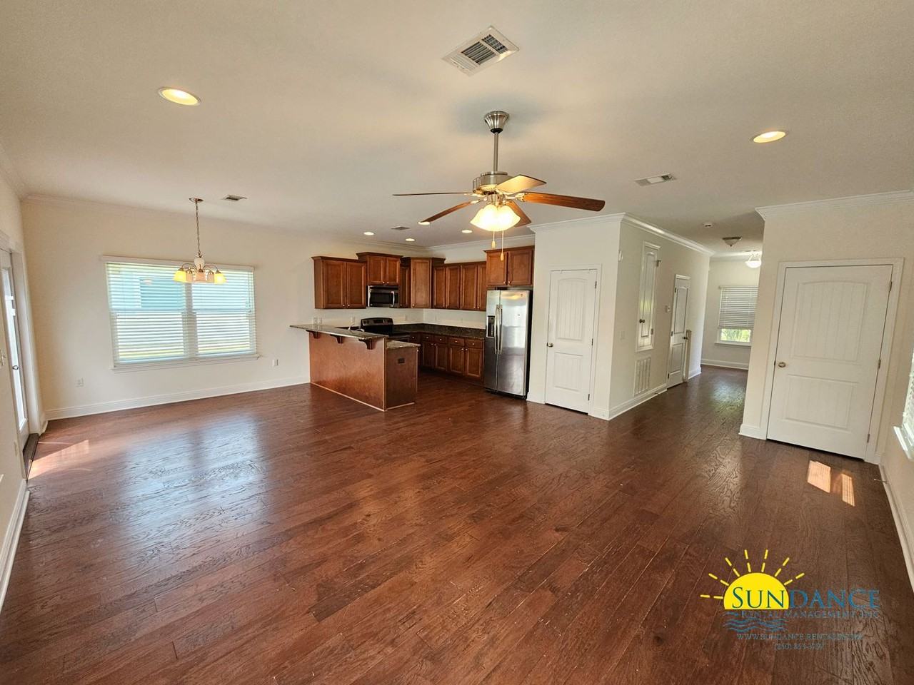 69 Topsail Dr - Photo 2 of 24