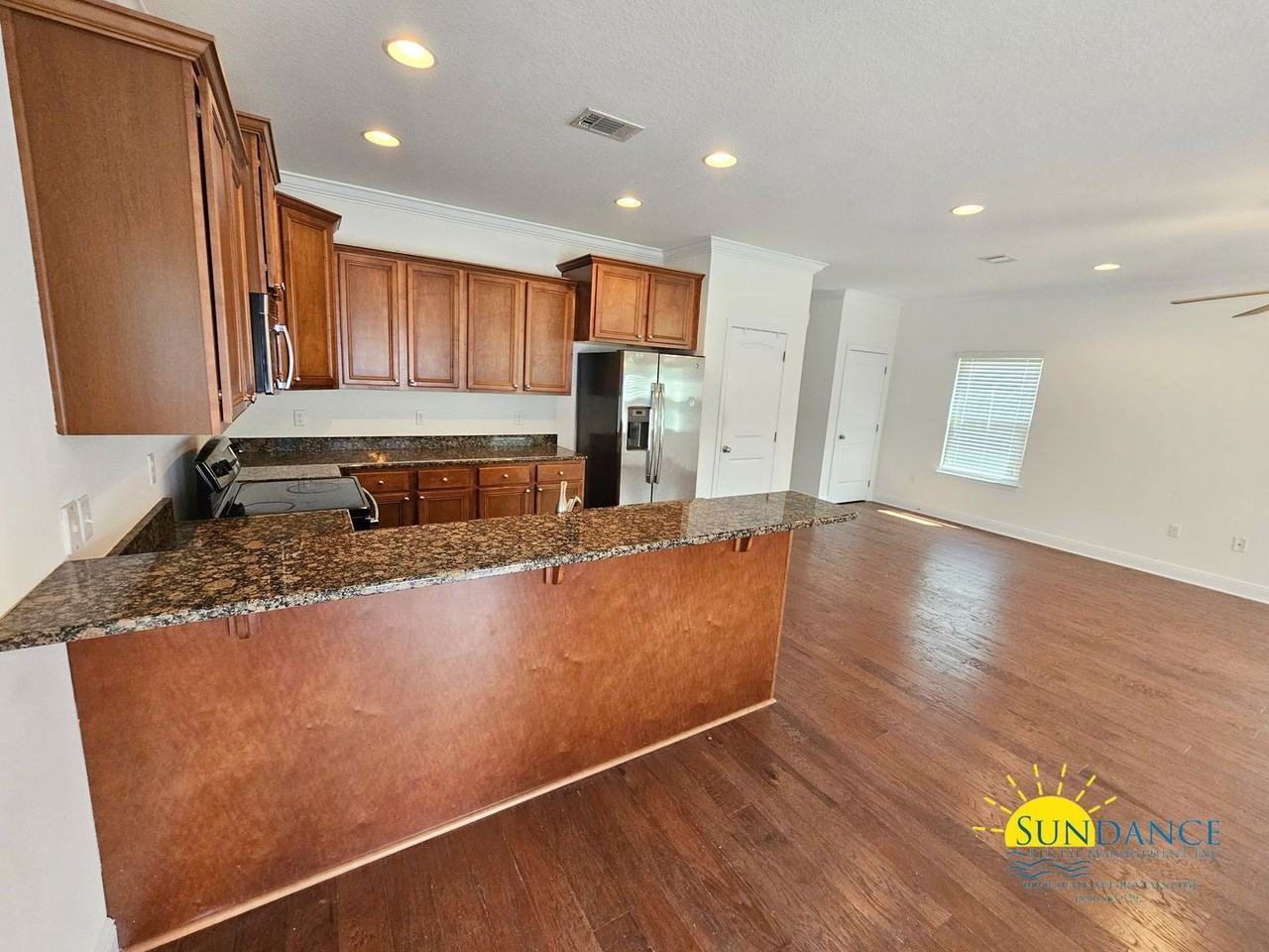 69 Topsail Dr - Photo 4 of 24