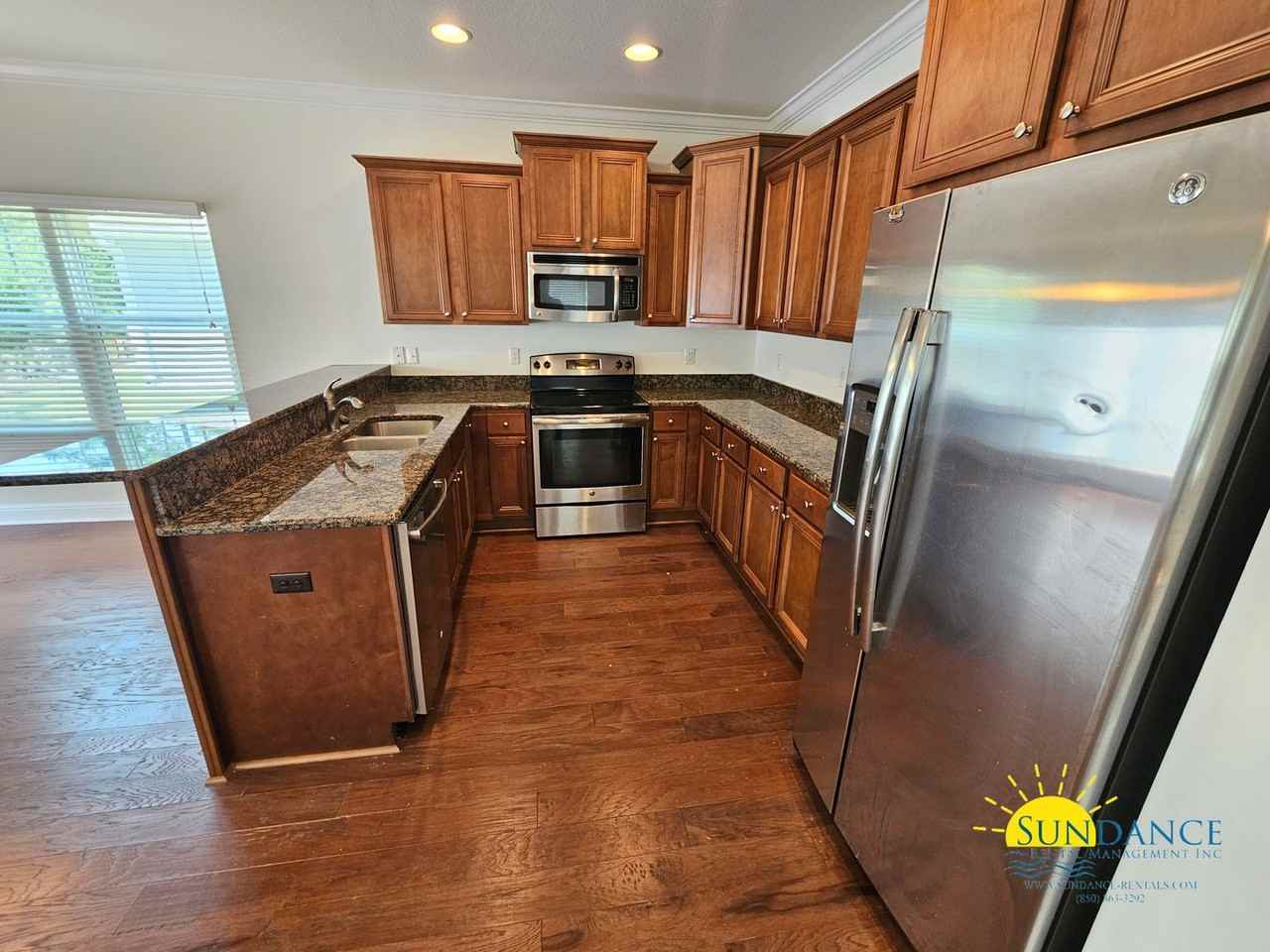 69 Topsail Dr - Photo 5 of 24