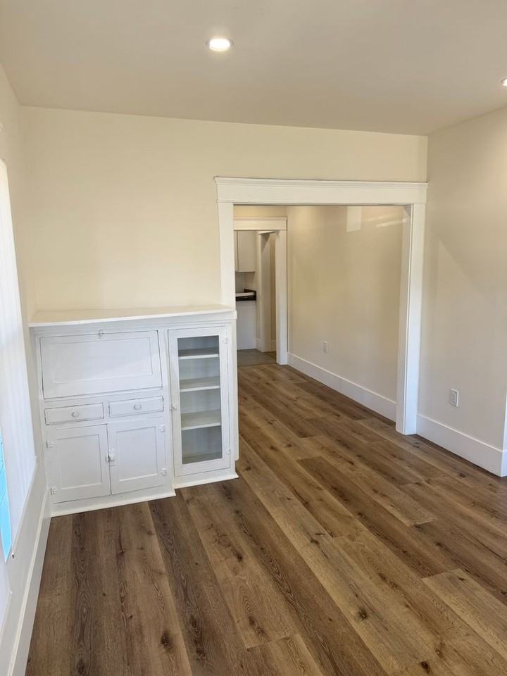 422 E Walnut - Photo 5 of 42