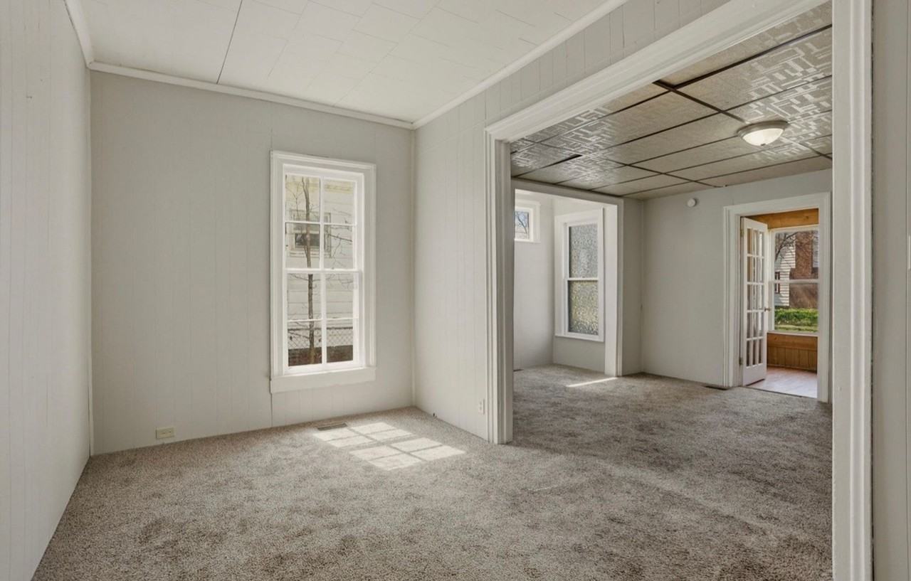 220 S Bond St - Photo 6 of 14