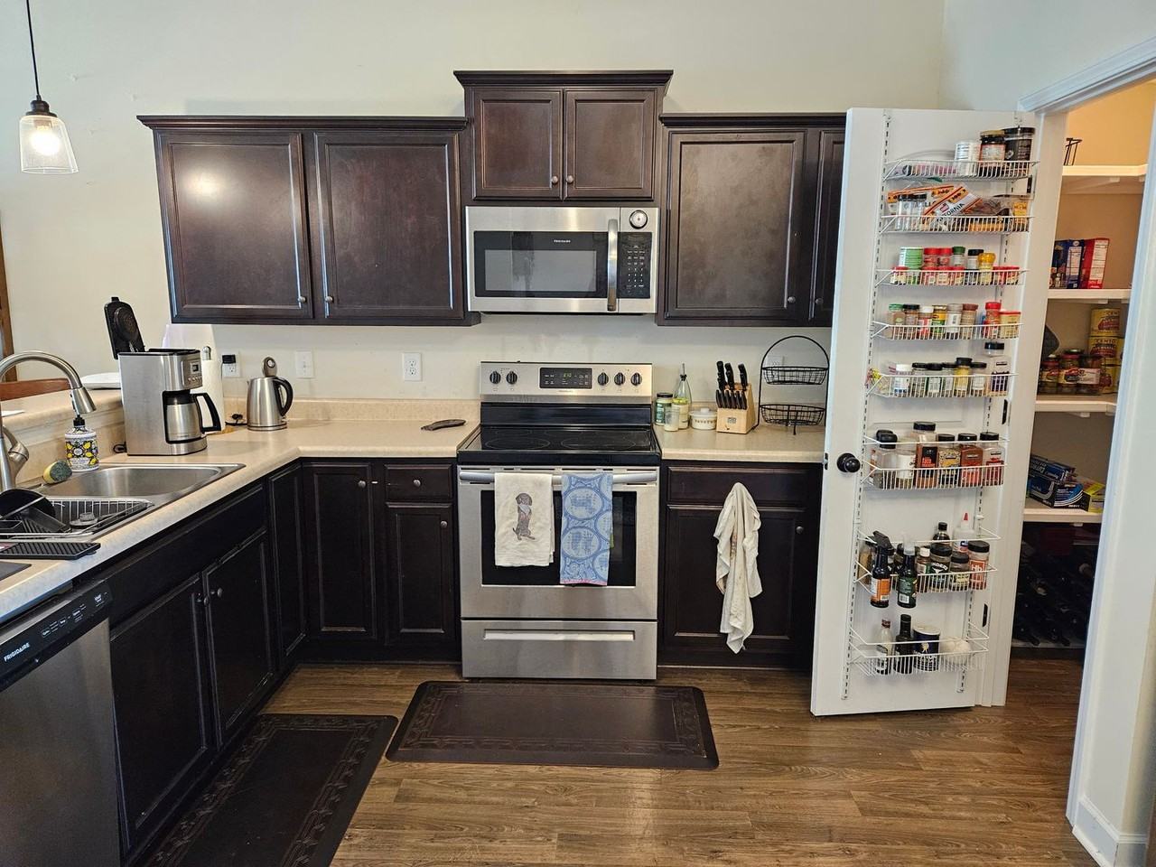 410 Justice Farm Dr - Photo 6 of 19