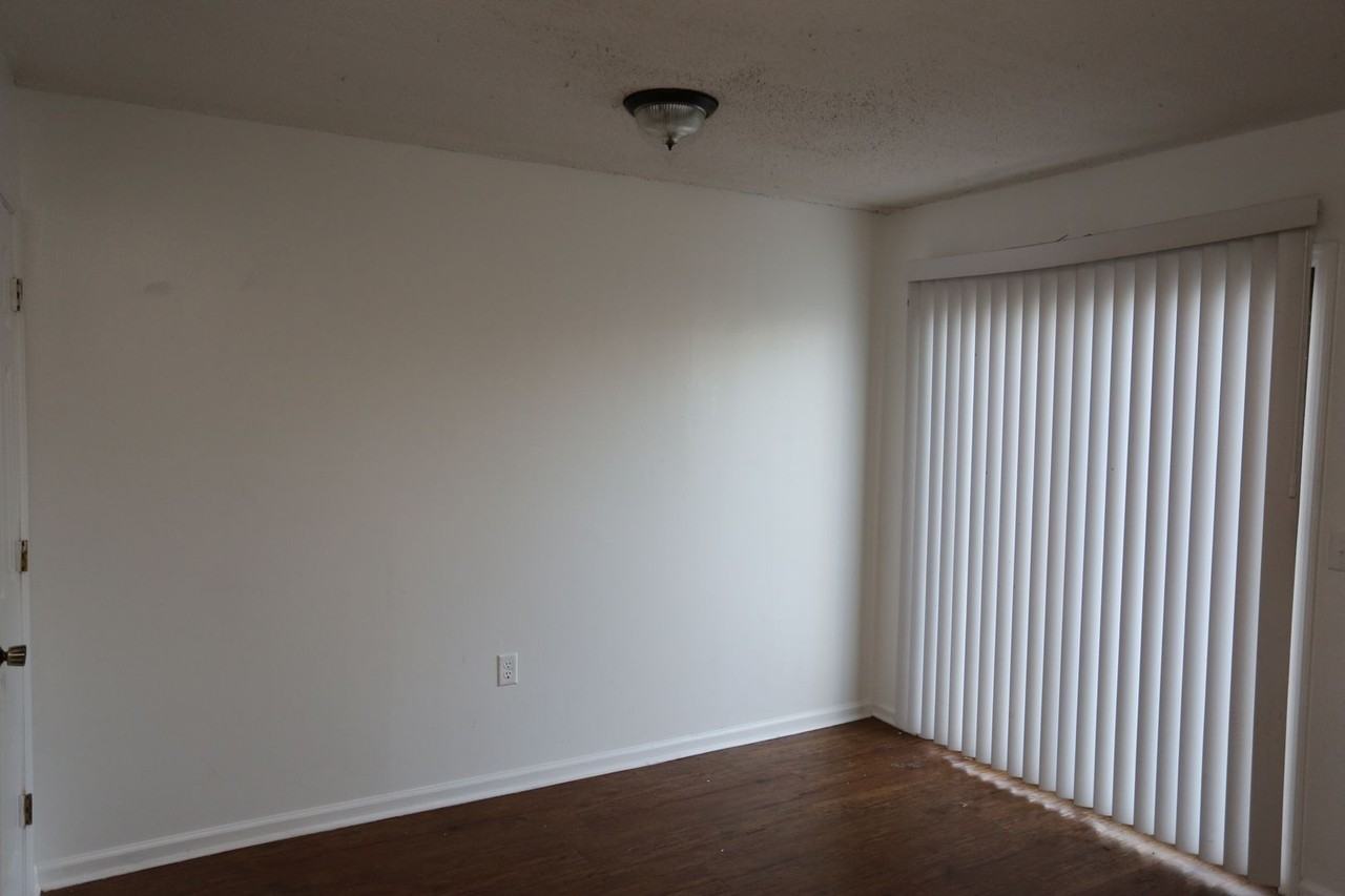 251 Knight Dr #7 - Photo 5 of 9