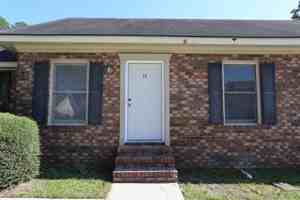 featured image of 100 Lanier Dr #17