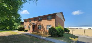 featured image of 1057 N Main St