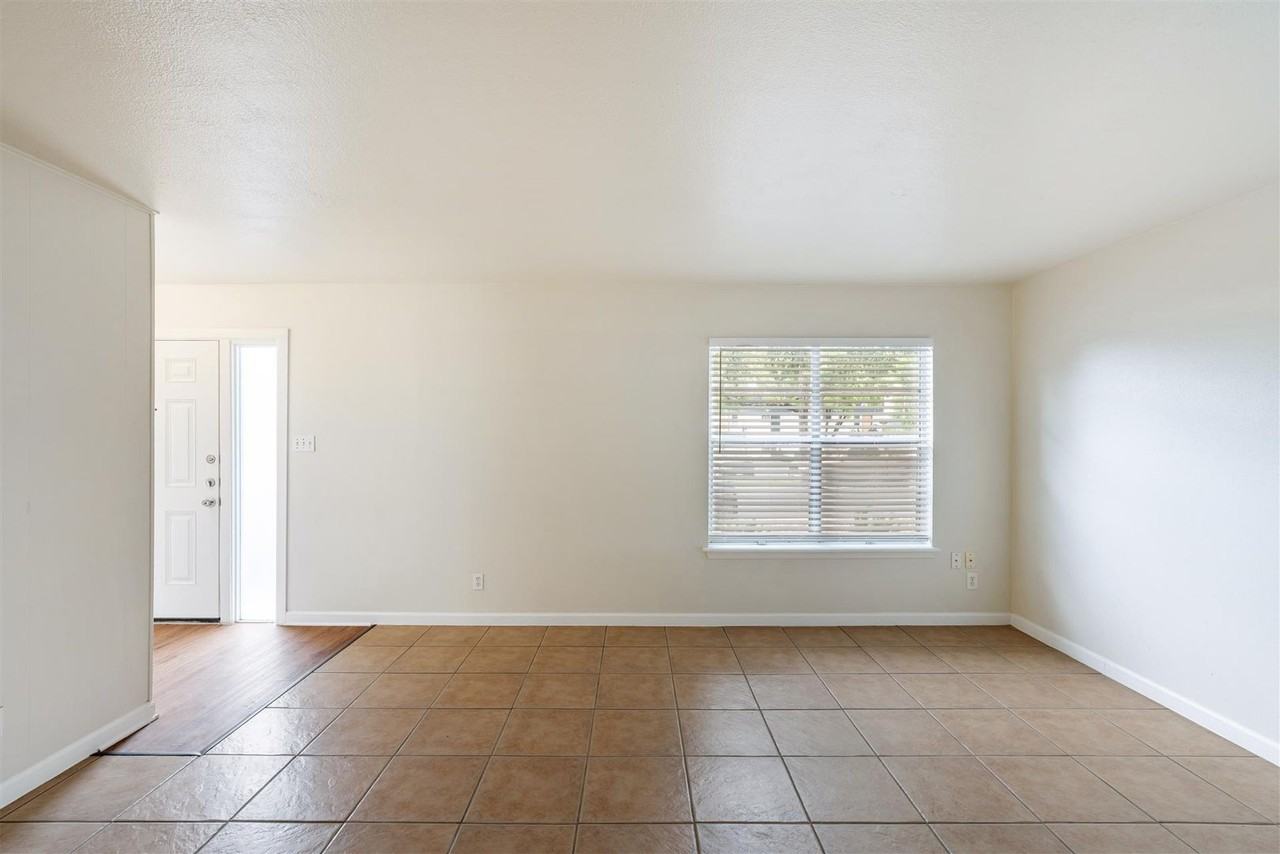 5802 Belmoor Dr #B - Photo 7 of 27