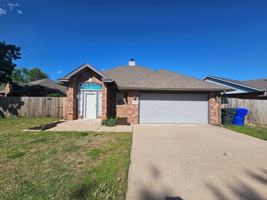 featured image of 2825 Astor Dr