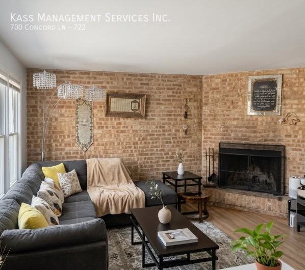 700 Concord Ln #722 - Photo 2 of 5