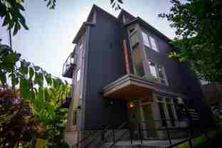 1650 Se Harold St #6 - Photo 1 of 1