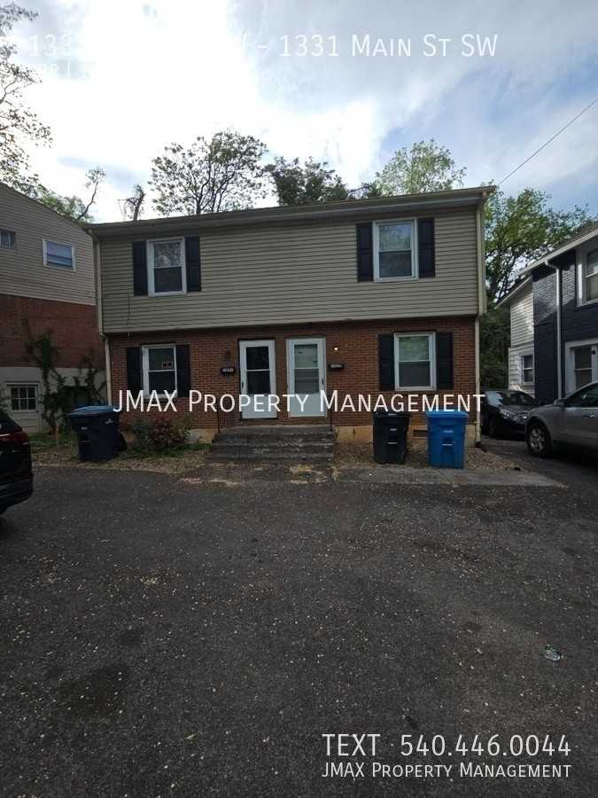 1331 Main St Sw - Photo 2 of 13