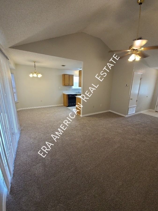 117 Oak Terrace Dr - Photo 3 of 14