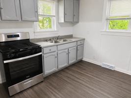 featured image of 2924 Farrow Ave