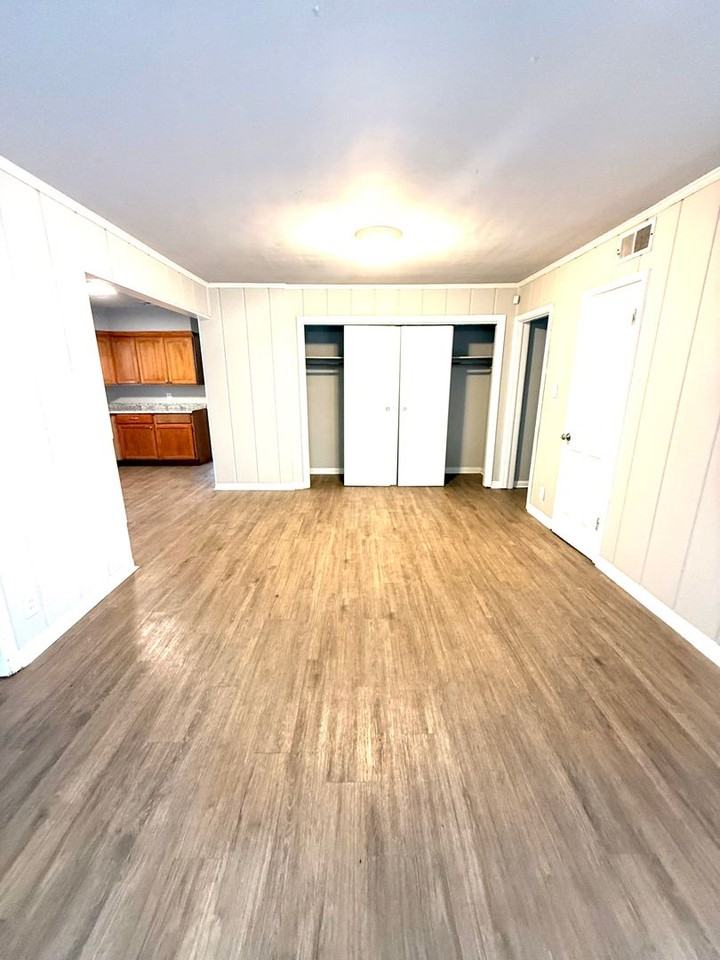 167 E Salem Dr - Photo 6 of 13