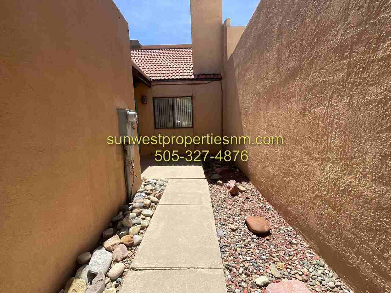 3848 N Butler Ave - Photo 2 of 21