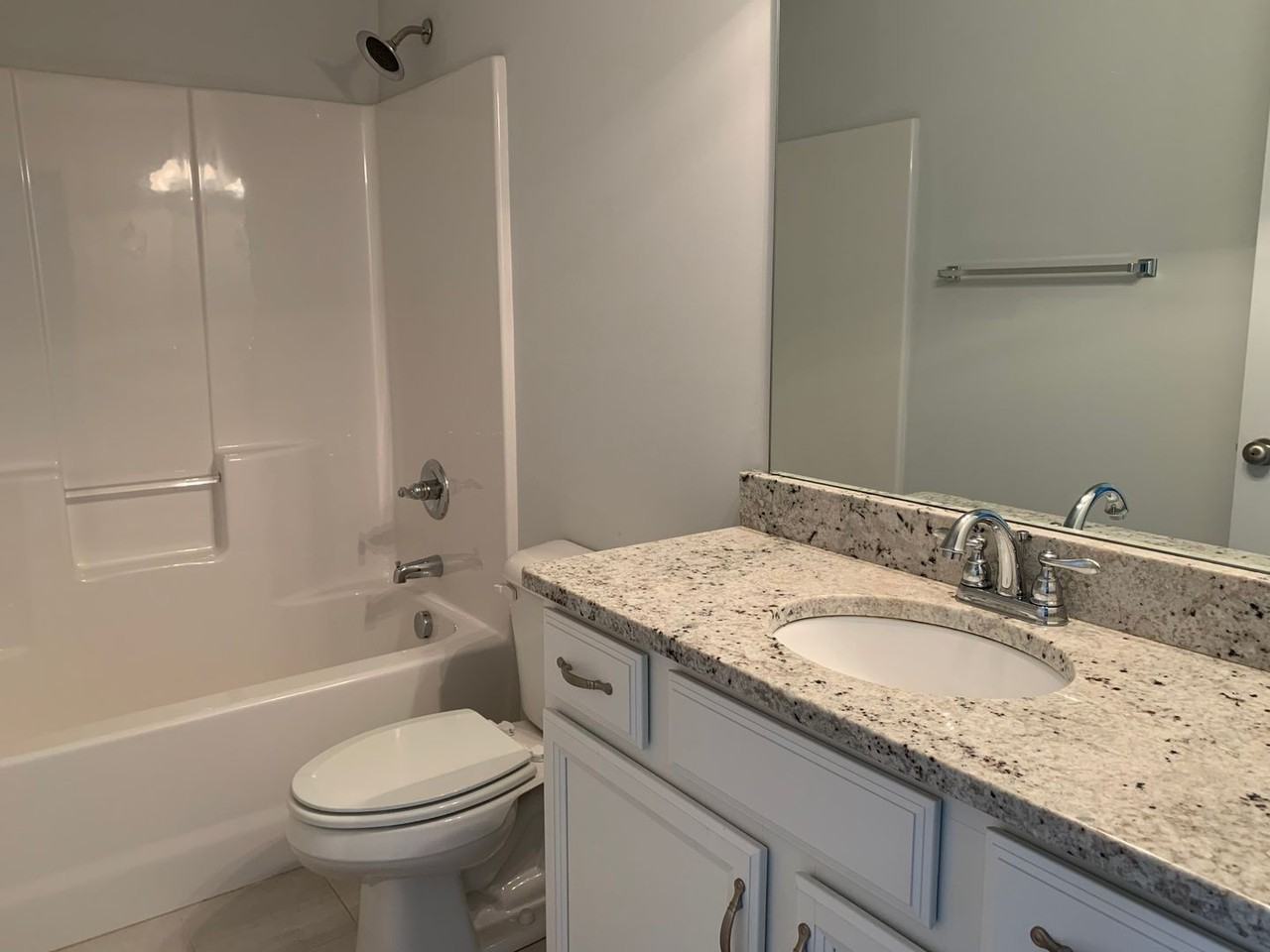 42 Squire Cir - Photo 2 of 13