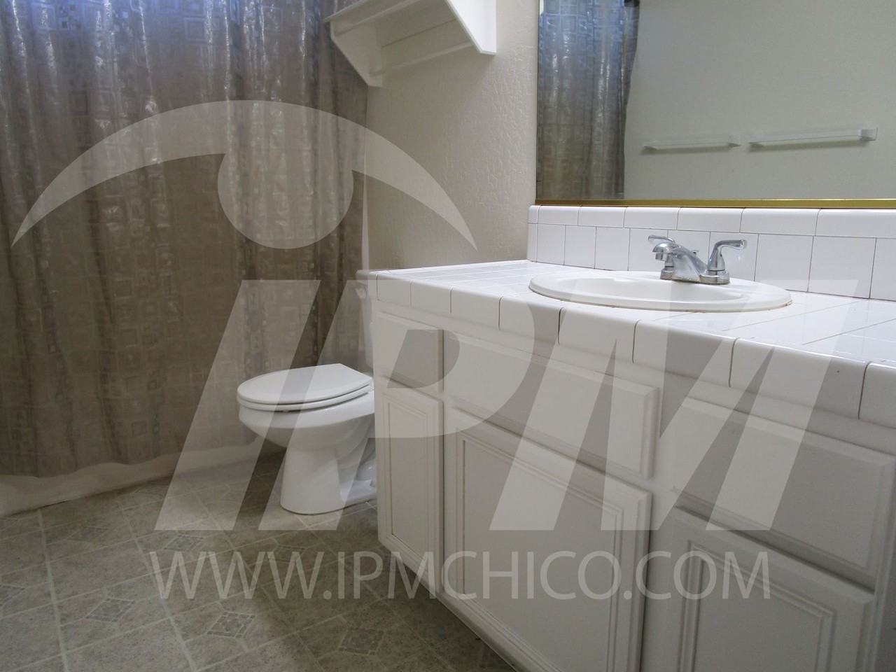 143 W 3rd Ave - Photo 5 of 20