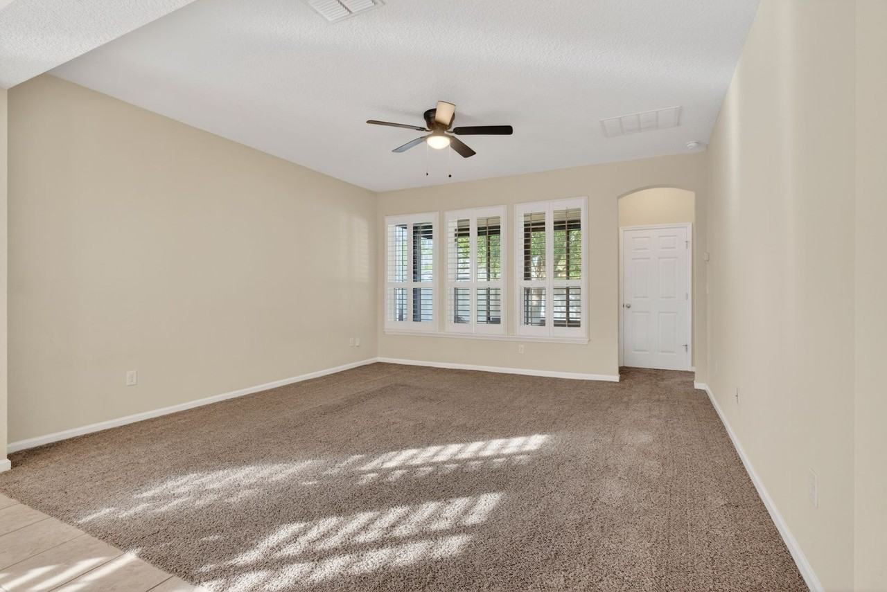 234 Taylor Ridge Ave - Photo 5 of 27