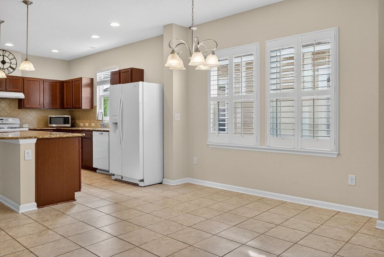 234 Taylor Ridge Ave - Photo 7 of 27