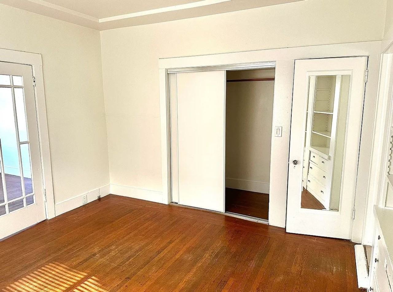 3114 Martin Luther King Jr Way - Photo 5 of 15