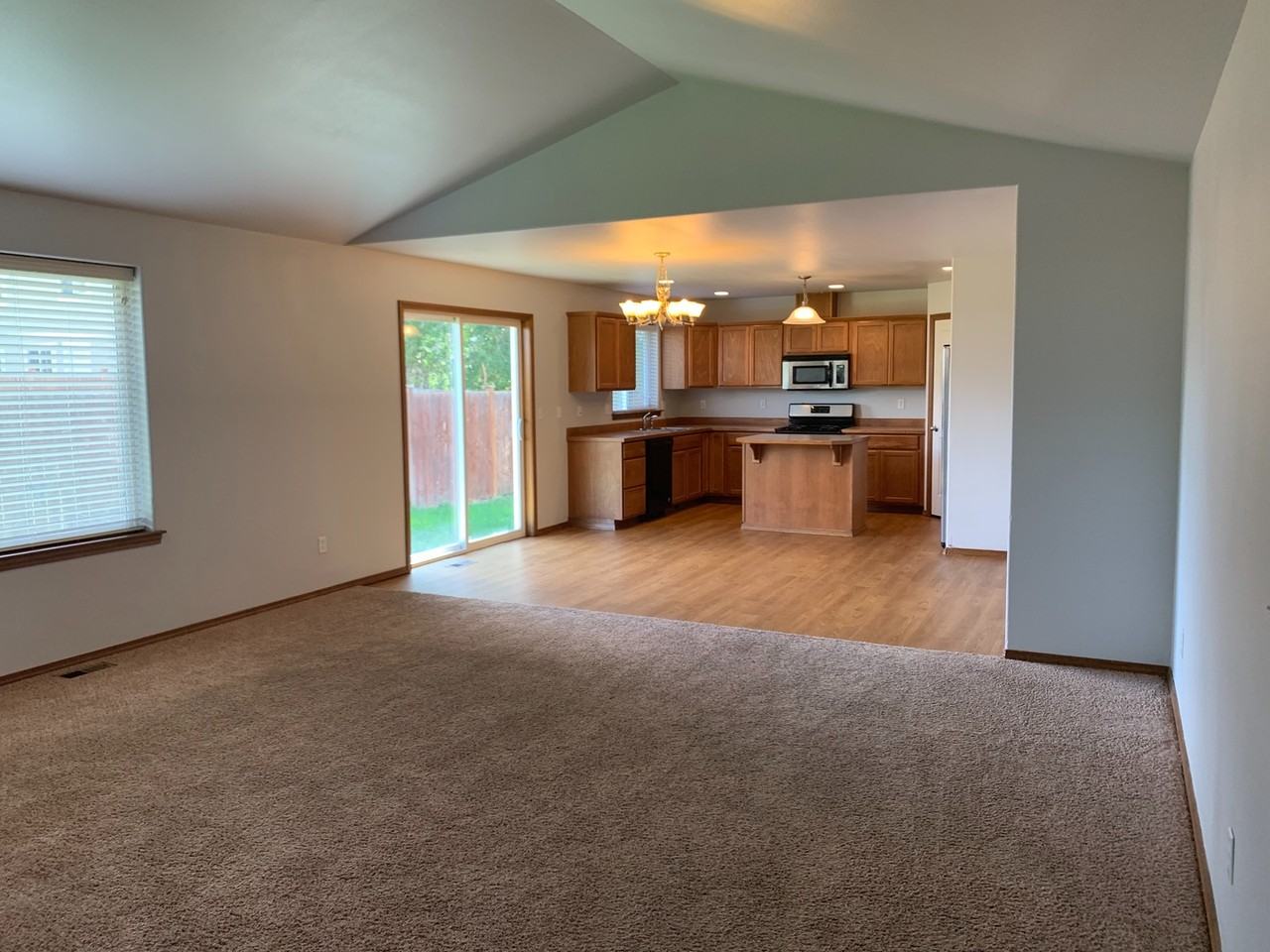 201 W Maci Ct - Photo 7 of 31