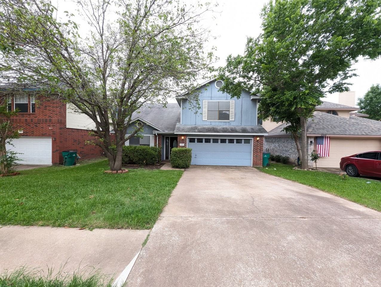 2211 Rick Whinery Dr - Photo 2 of 11