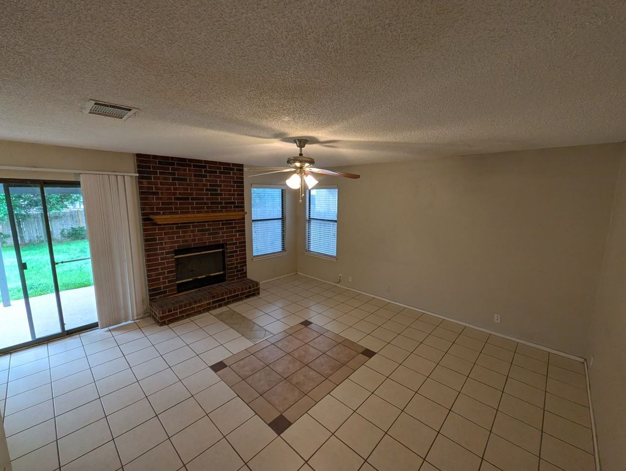 2211 Rick Whinery Dr - Photo 4 of 11