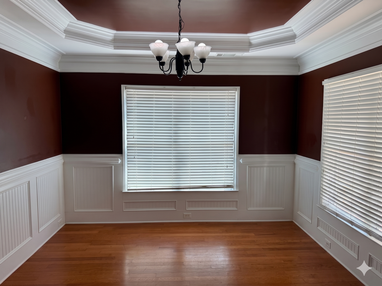 1051 Fair Hill Dr - Photo 3 of 28