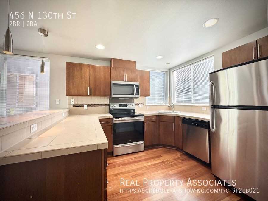 456 N 130th St - Photo 6 of 20