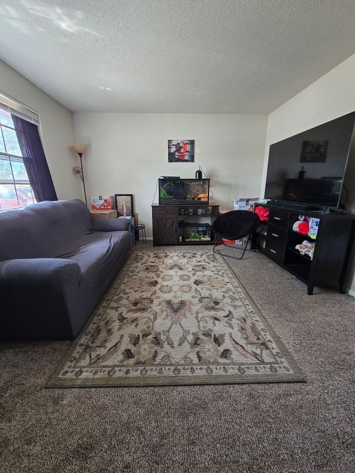 1208 18th Ave - Photo 2 of 9