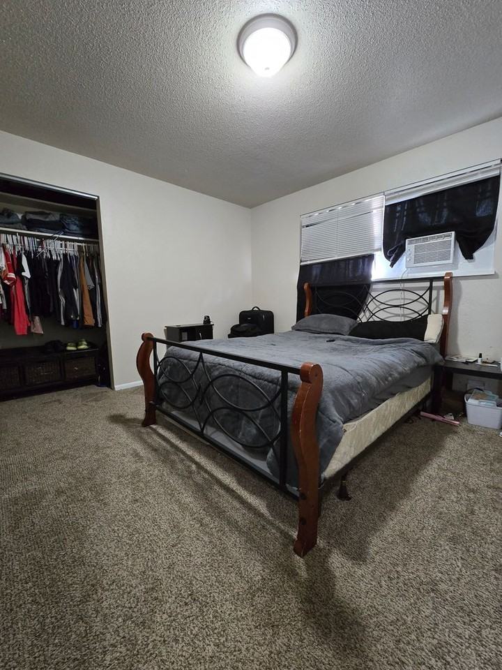 1208 18th Ave - Photo 4 of 9