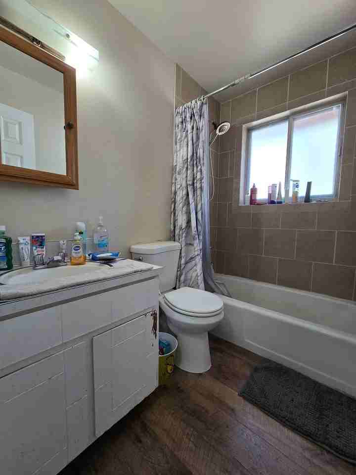 1208 18th Ave - Photo 7 of 9