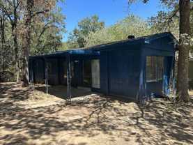 636 Lakeshore Dr - Photo 1 of 1