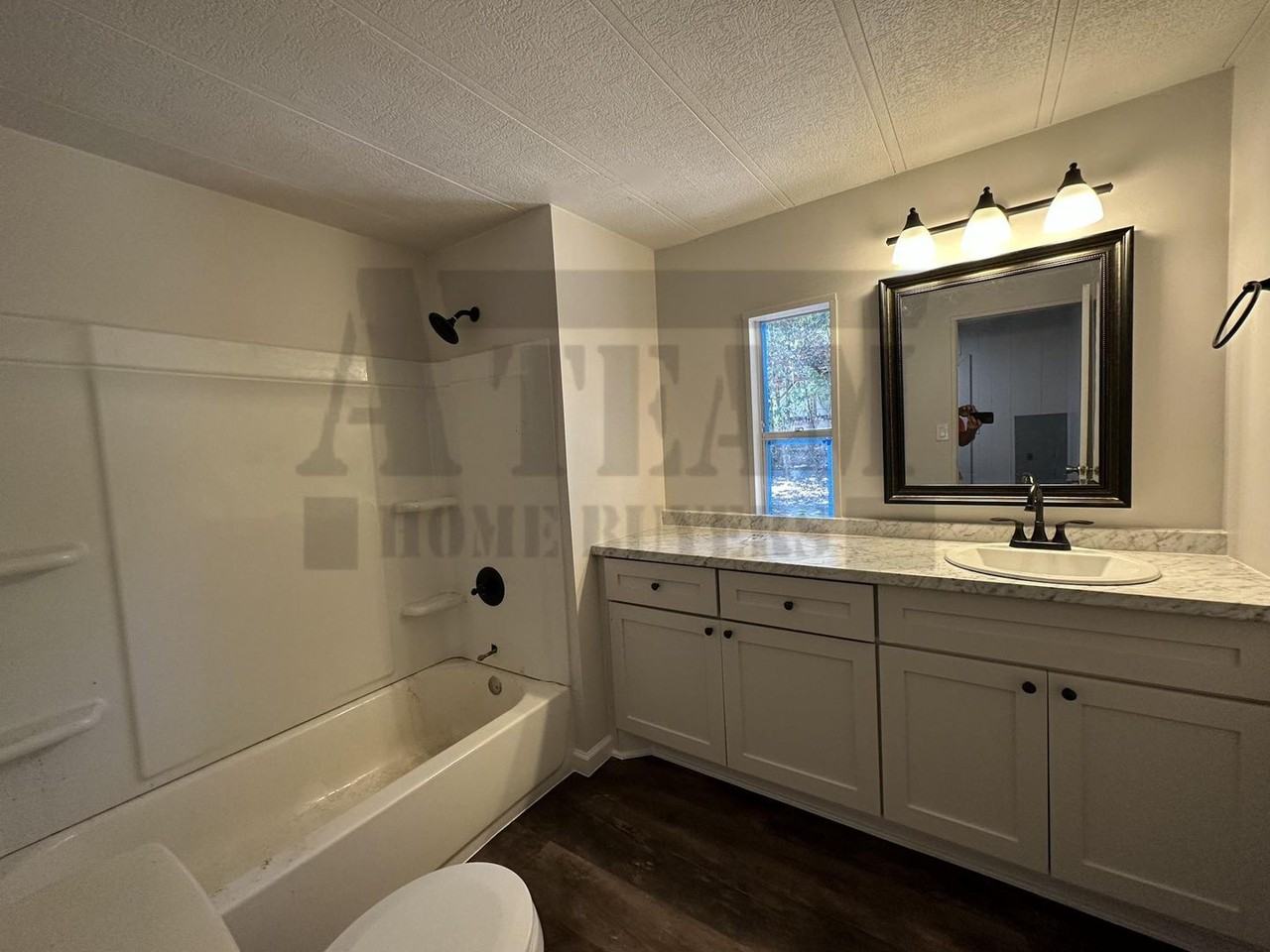 636 Lakeshore Dr - Photo 7 of 13