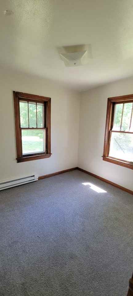 272 Cornelison St - Photo 5 of 6