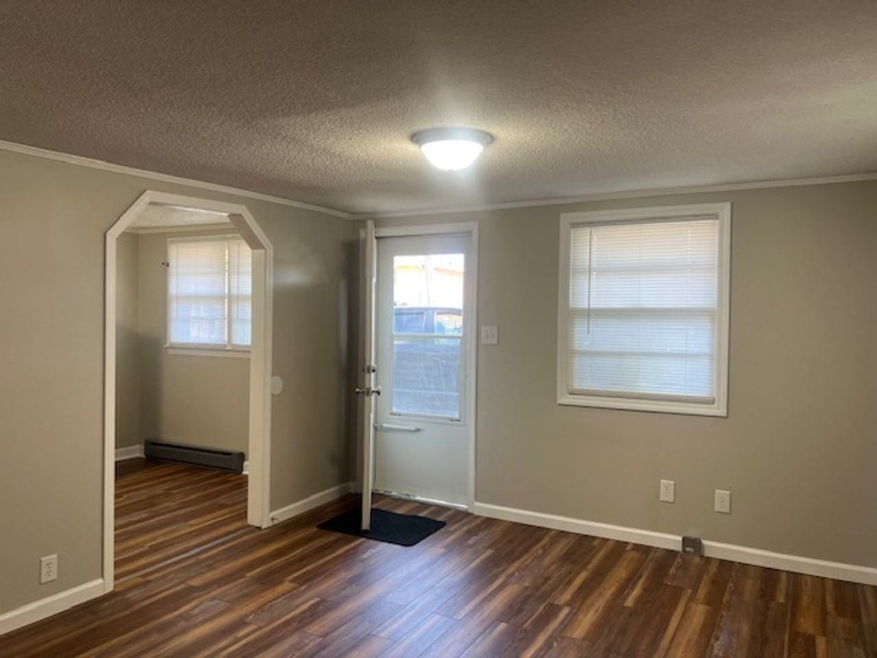 209 Johnson St - Photo 2 of 11