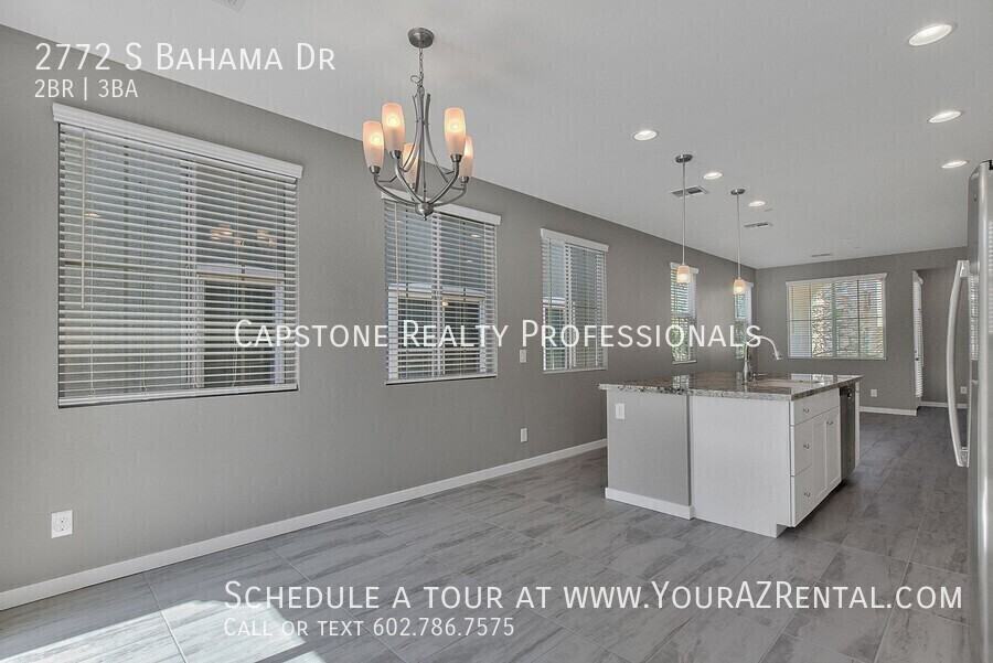 2772 S Bahama Dr - Photo 4 of 24