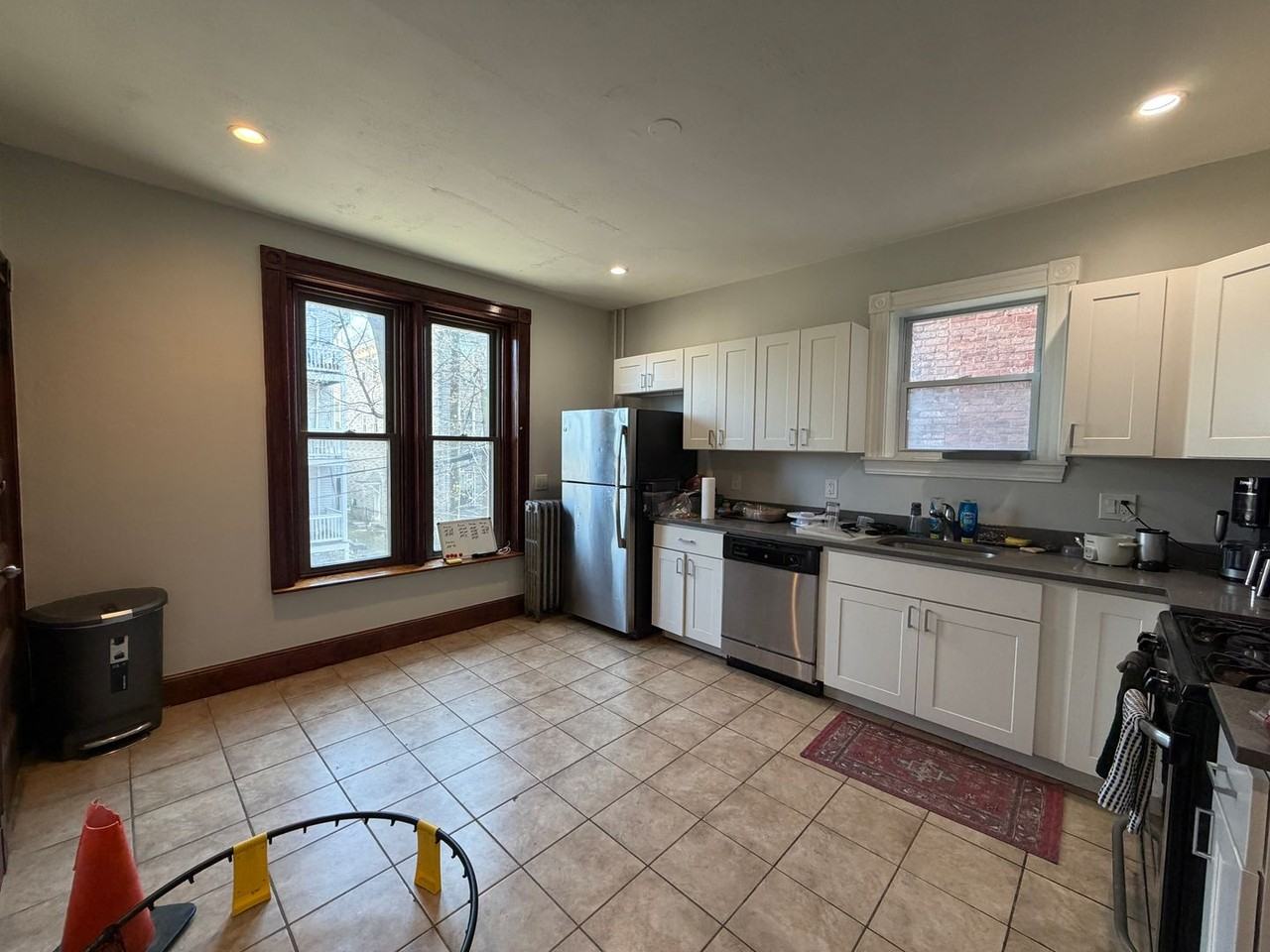 172 Saint Alphonsus St - Photo 7 of 7