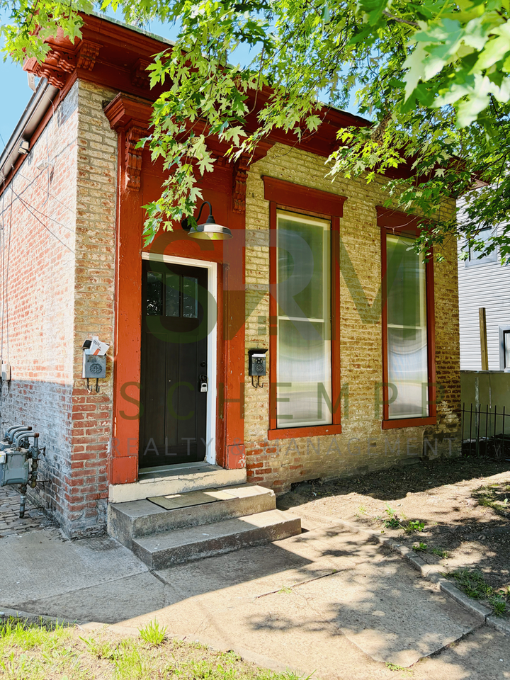 2722 Portland Ave - Photo 2 of 12